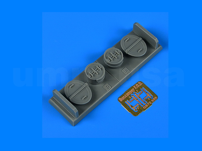 QB72669 Buccaneer FOD covers 1/72